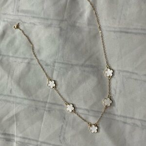 14K Gold White Clover Necklace Mother Of Pearl 5 Floral Charm 16-18” Adjustable